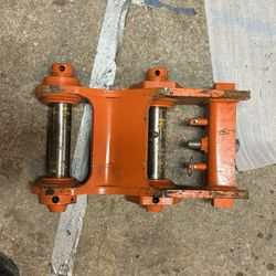 John Deere / Hitachi Excavator Coupler ZX30 & 35 