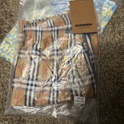 Burberry shorts