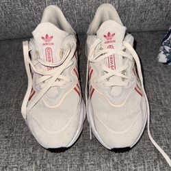 Womens Adidas 10/10 Condition