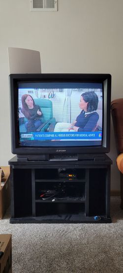 Mitsubishi tv w/stand