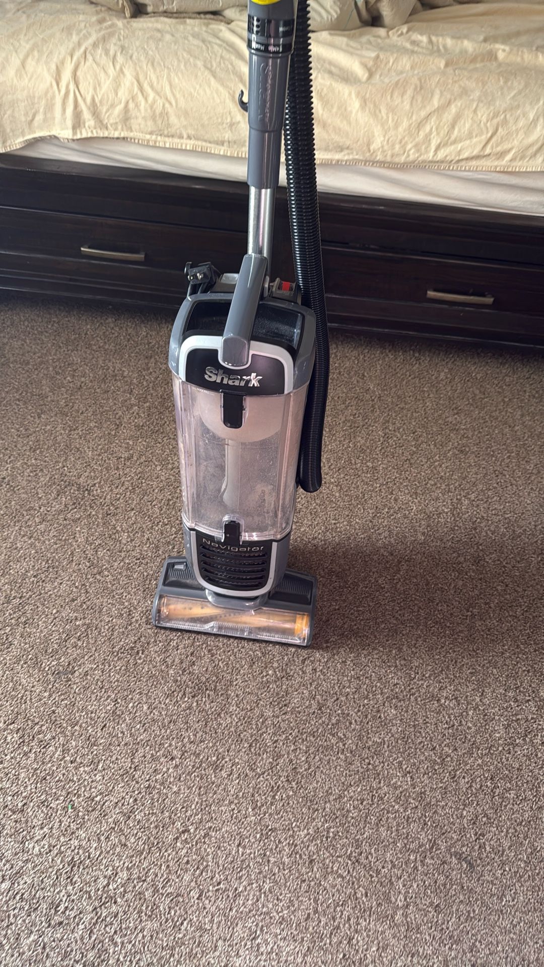 Shark Navigator Swivel Pro Pet Self Cleaning Brush Vacuum