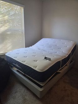 Remote  Adjustable Base queen