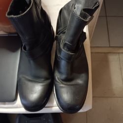 Like New Size 10,half