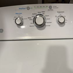 Washer & Dryer Set