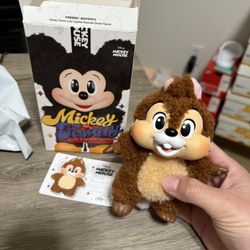 100% authentic Pop Mart Disney Mickey Family Cute Together Plush Keychain - CHIP