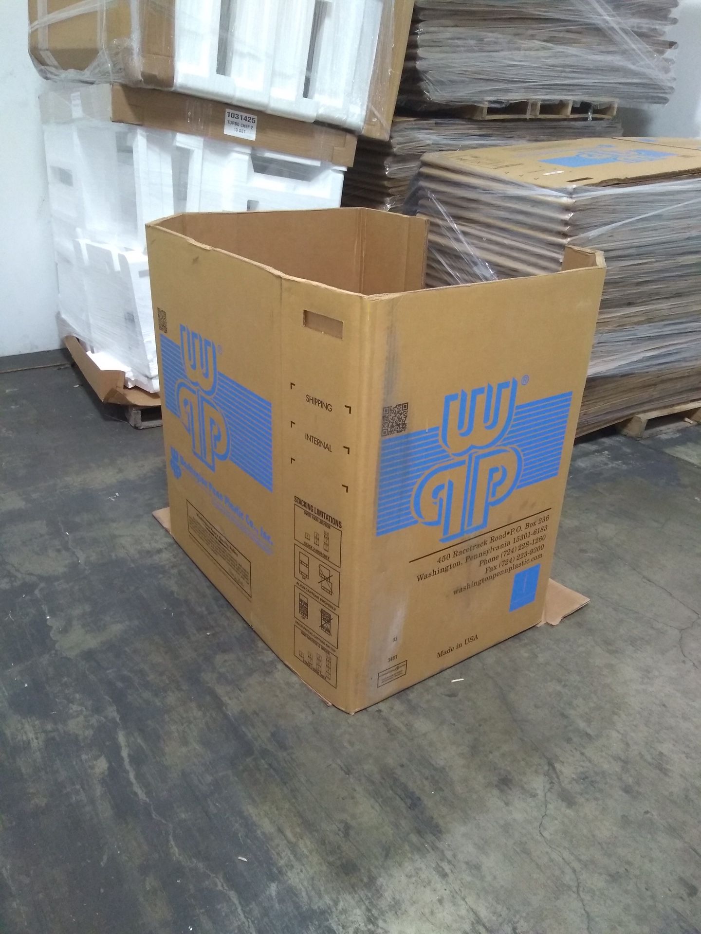 Gaylords boxes 5 plys and wood pallets for Sale in Dallas, TX OfferUp