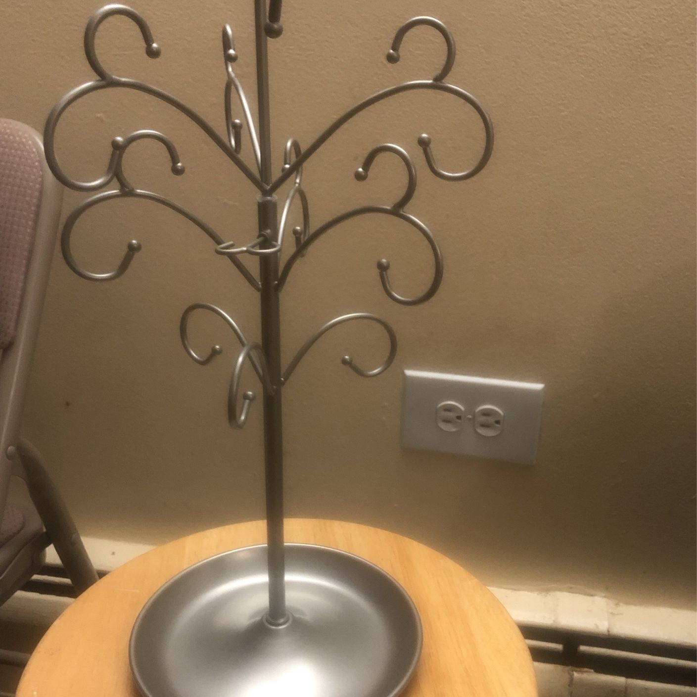 For necklaceJewelry tree silver color For hearings