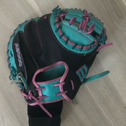 Wilson A2000 Catcher Mitt