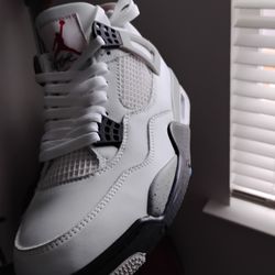 Jordan 4 Retro White Cement Size 10 