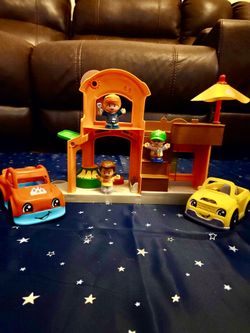 LITTLE PEOPLE RESTAURANT