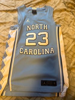 3 Men’s jersey size small