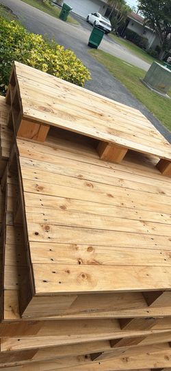 Wood pallets