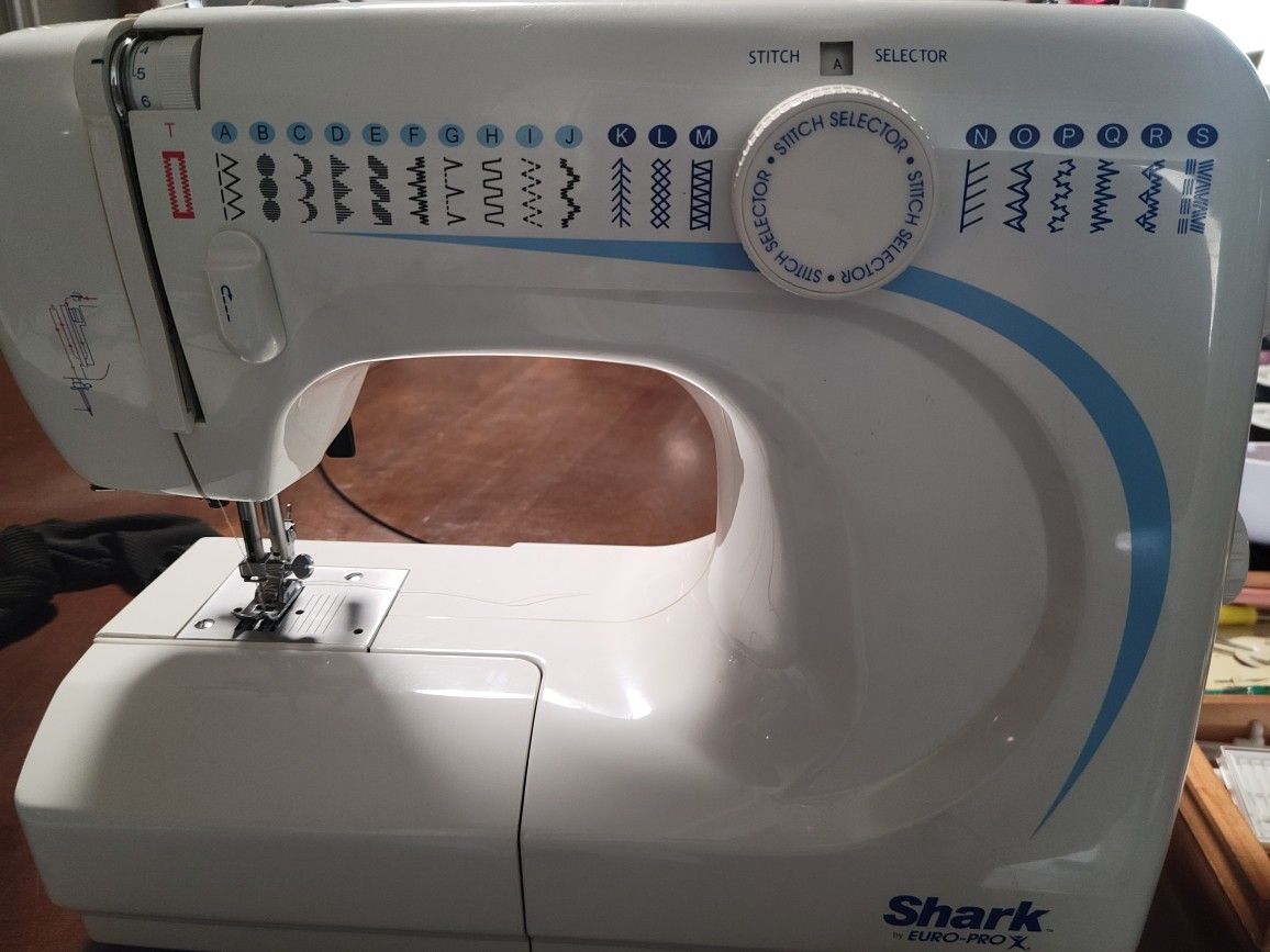 Shark Sewing Machine Euro Pro X 384