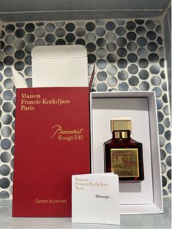Baccarat Rouge 540 2.4 fl