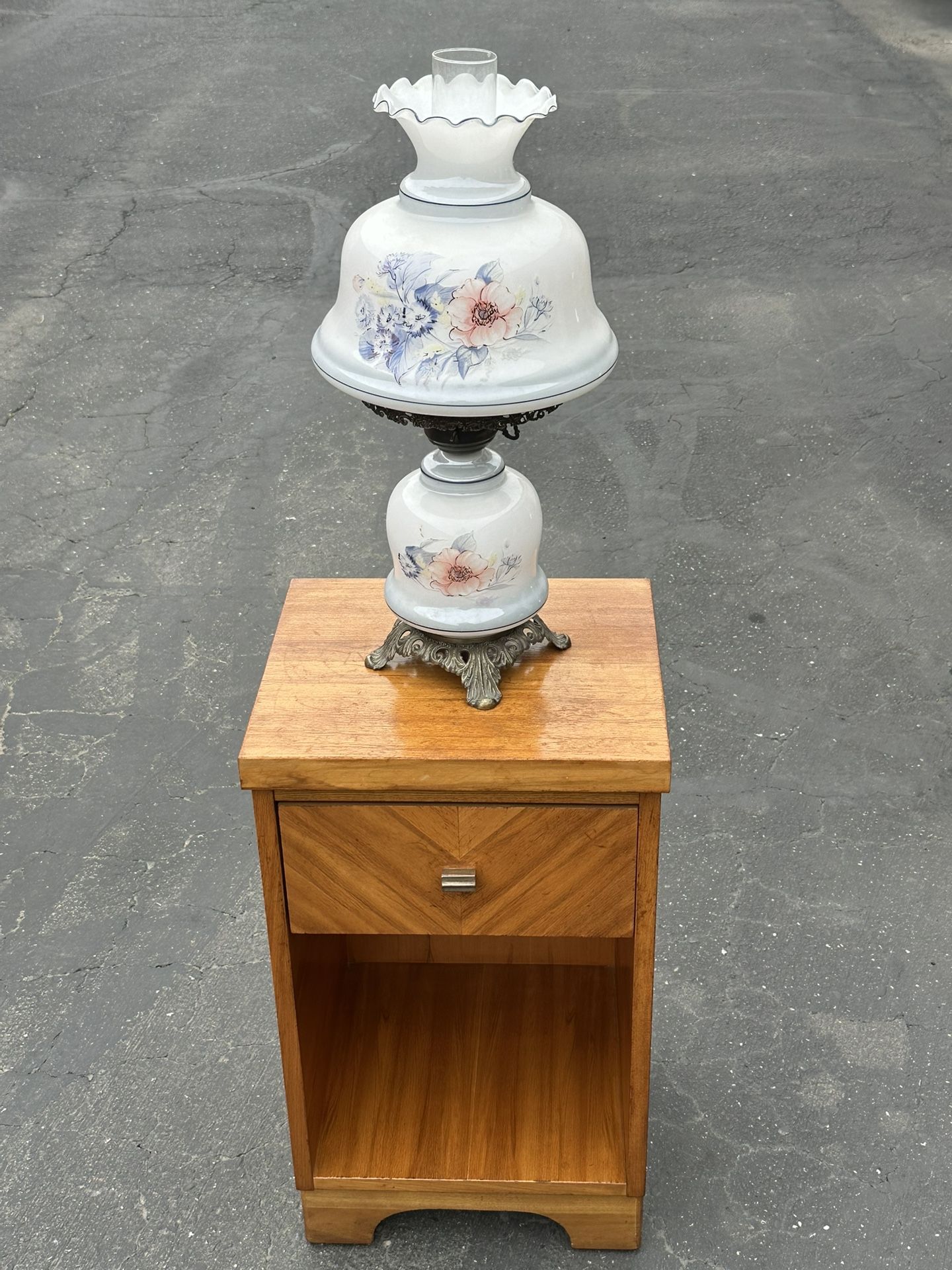 Gone With The Wind Lamp And Nightstand