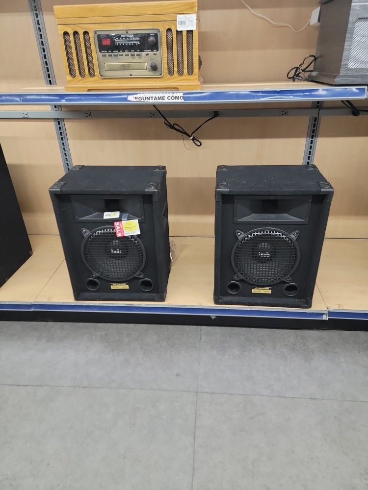Pyramid Box Speakers