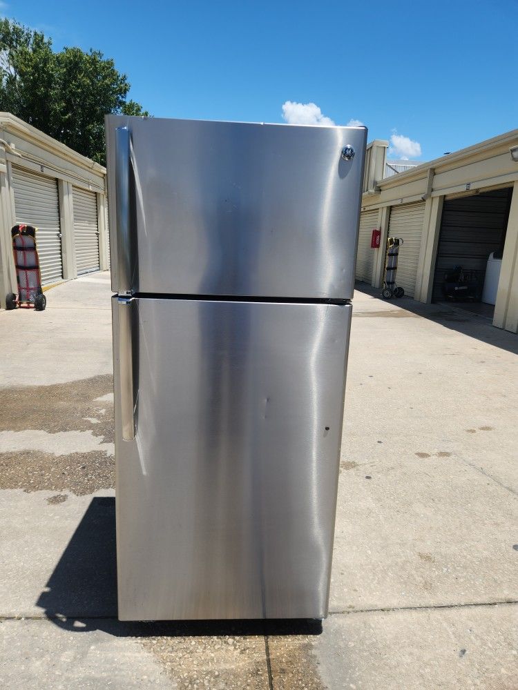 G/E Stainless Steel Refrigerator