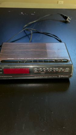 Old fashioned alarm/ radio clock