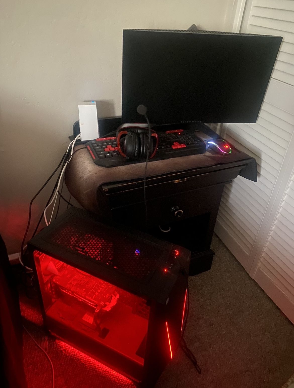 Full Gaming Pc Setup With 240hz Monitor for Sale in Scottsdale, AZ