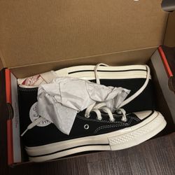 [NEVER WORN] CONVERSE