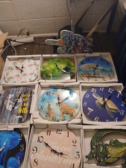 Glass and ceramic Florida themed clocks