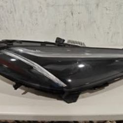 GM (contact info removed)3, Front Right Side Headlamp Assembly 2020-2024 Chevrolet Corvette