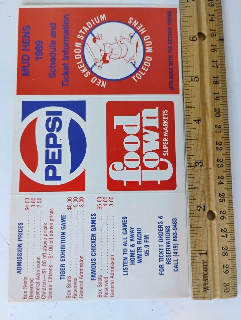1989 Toledo mud Hens Pocket Schedule.