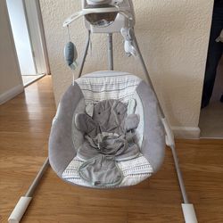 Baby swing