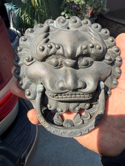 Door knocker