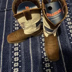 Durango Boots Size 7.( (in men’s)