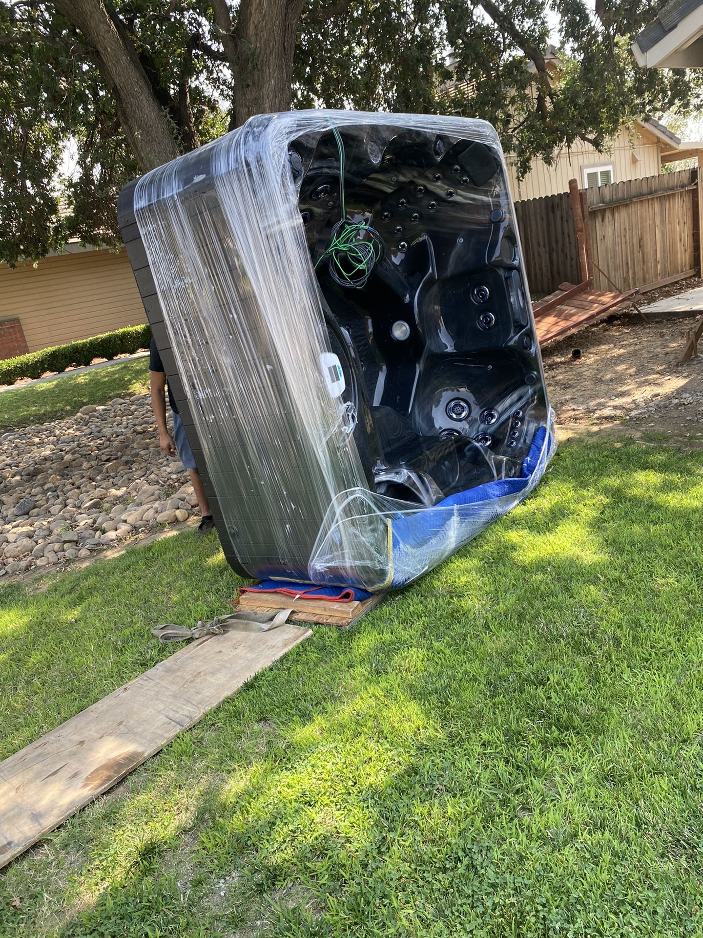 Hot Tubs Deliveries Only