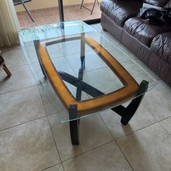 Glass Top Coffe Table And end Table.