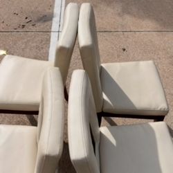 Dining table w/Chairs**MUST GO**