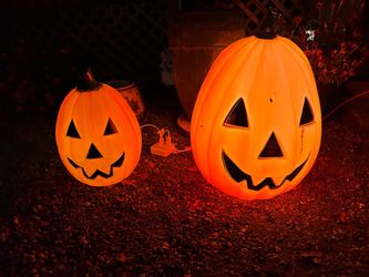 Light-Up Plastic Jack-O-Lantern Decorations Set of 2