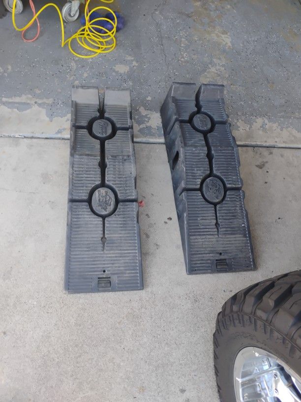 Rhino Ramps...