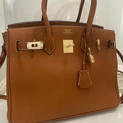 Hermes Birkin Bags in Brown or Black 