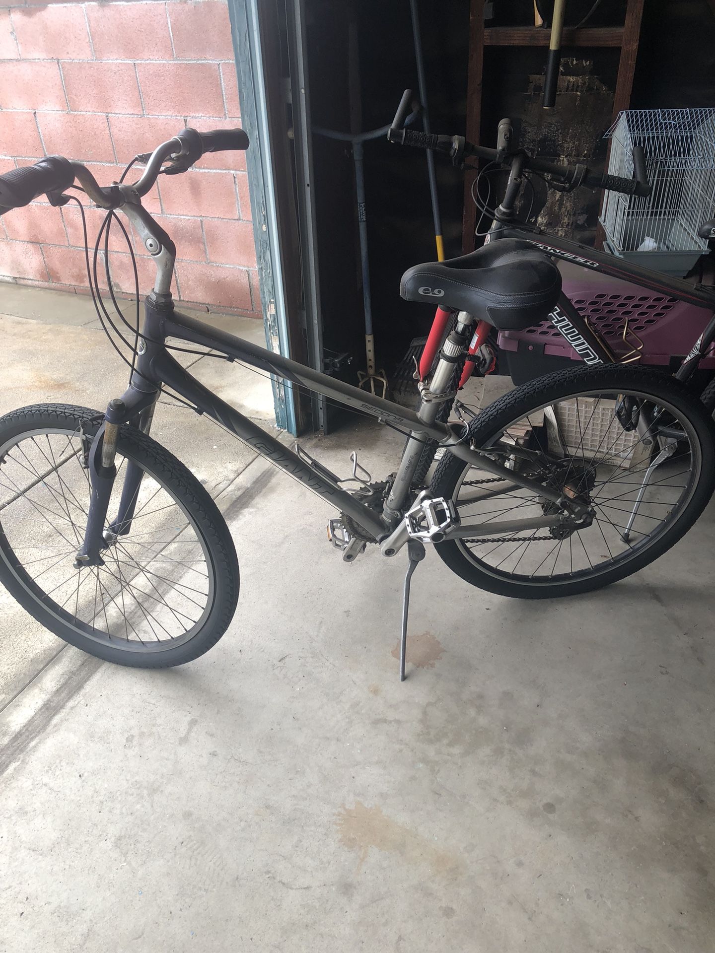 GIANT SEDONA BIKE
