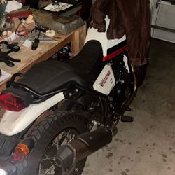 2023 Royal Enfield Scram 411