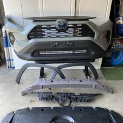 2021 Toyota RAV4 Front End For LE XLE XSE SE