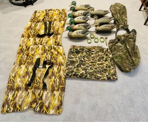 Vintage Set of G&H Duck Decoys, Cabela’s Bags, Netting, Herters Anchors