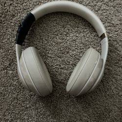 Beats by Dr Dre Studio 3 Wireless Headphone Camo Collection