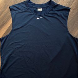 Men’s Nike Fit Dry Shirt - Size XL