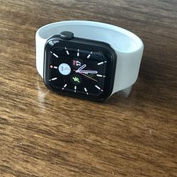 Apple Watch SE (40 Mm)