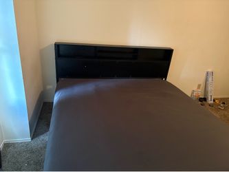 King Size Bed/Headboard included