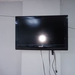 32 Inch Samsung TV 