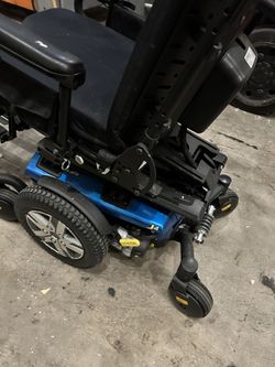 Electric Powered Wheelchair