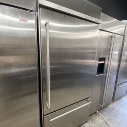 Kitchen Aid Bottom Freezer 36” Built In Fridge LED Lighting 