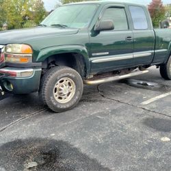 2004 GMC Sierra