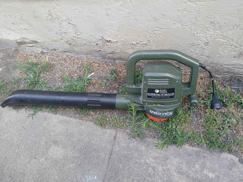 Black & Decker Super Vac N Mulch Leaf Blower Vortex Vaccum System Model BV500