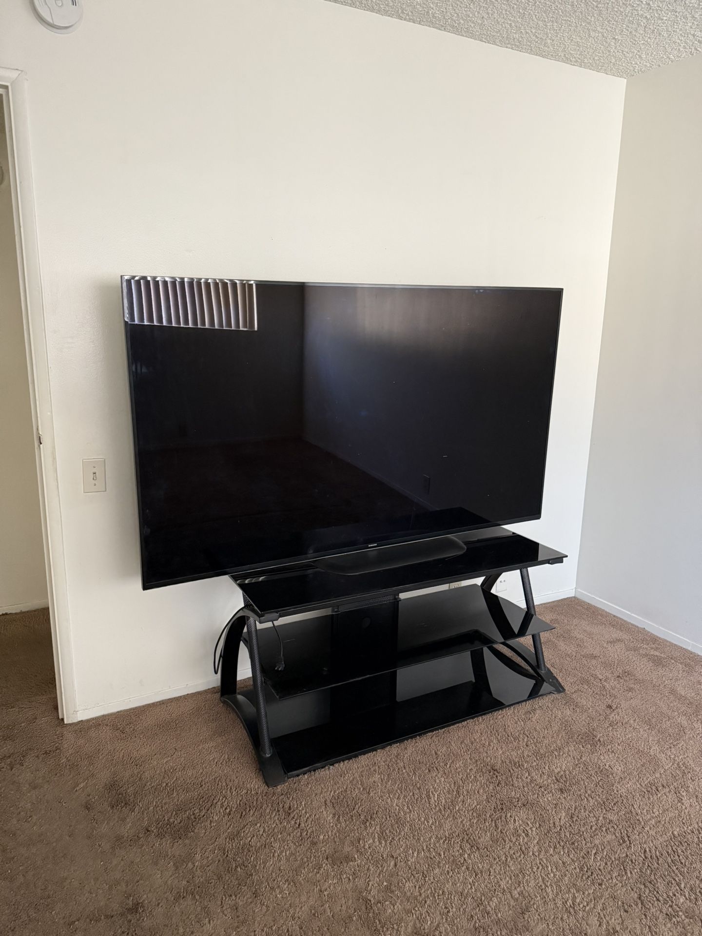 TV stand with Smoked Glass and Black Border